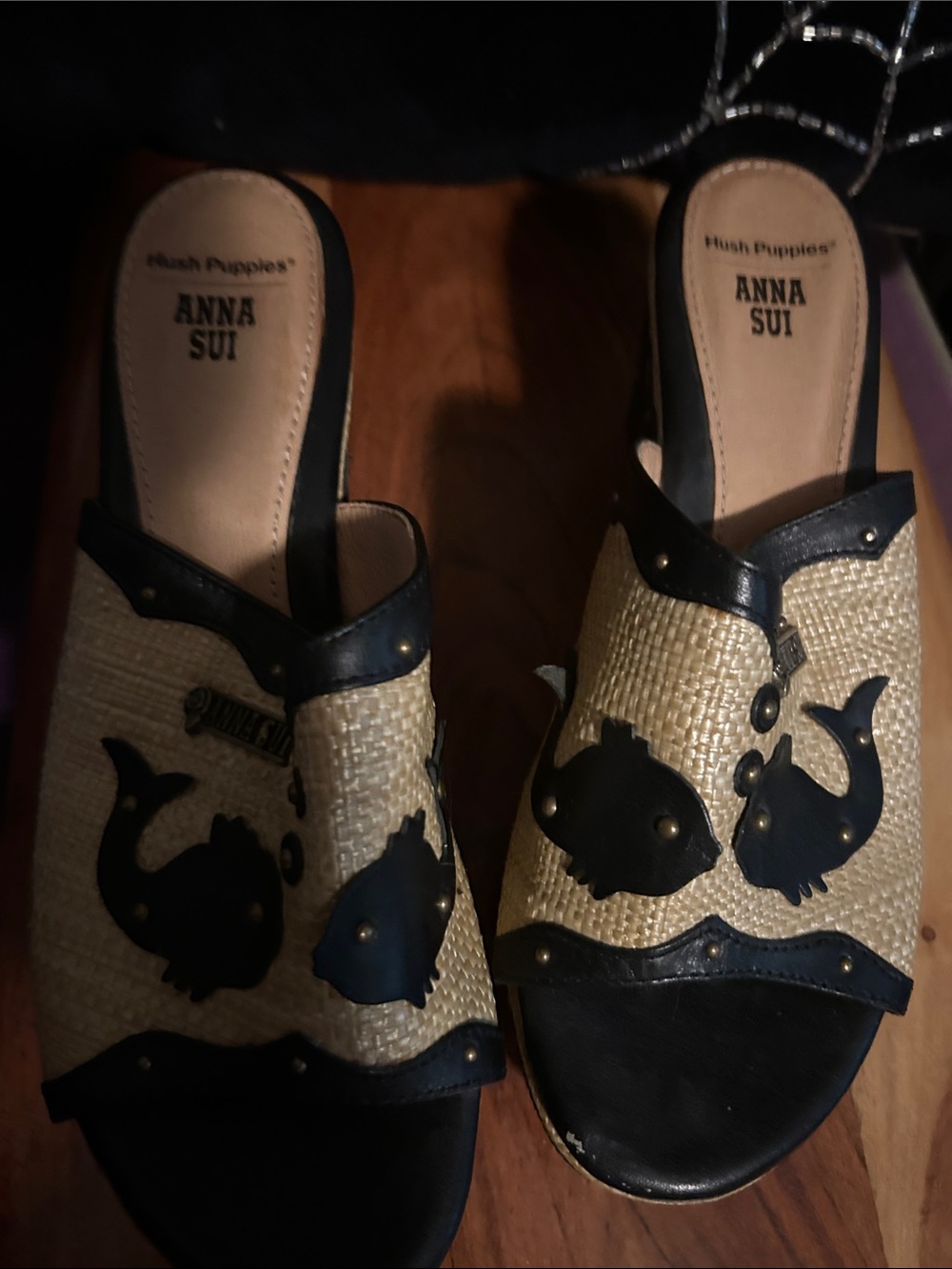 Anna Sui x Hush puppies Black & Natural Woven Slide Mules with Fish Appliqué